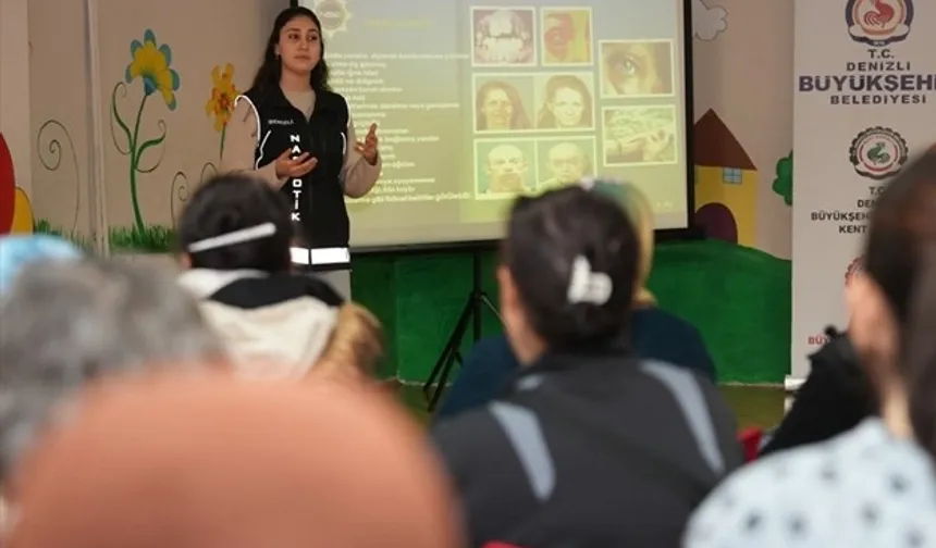 Denizli'de anneler için çifte farkındalık semineri