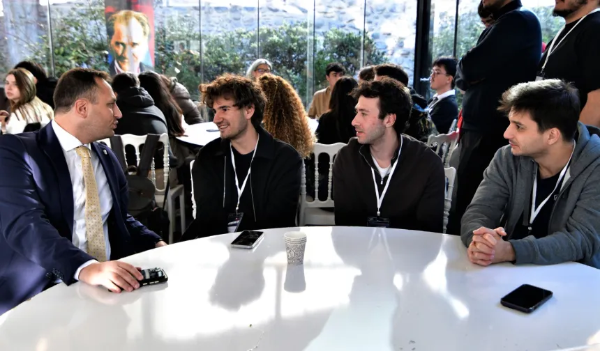 Üniversite öğrencileri için şeffaf ve güvenli burs dayanışması başlıyor