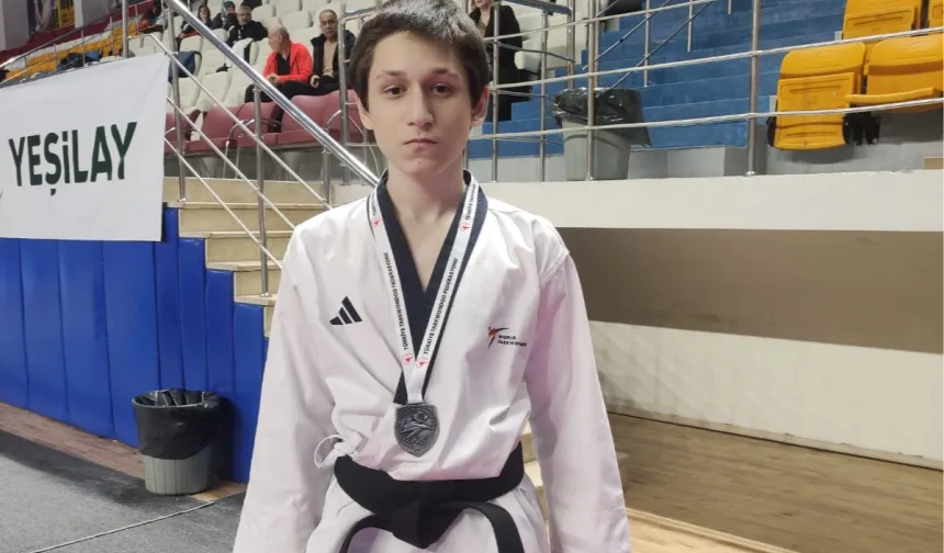 Down Sendromu Farkındalık Gününde İzmir'den milli gurur