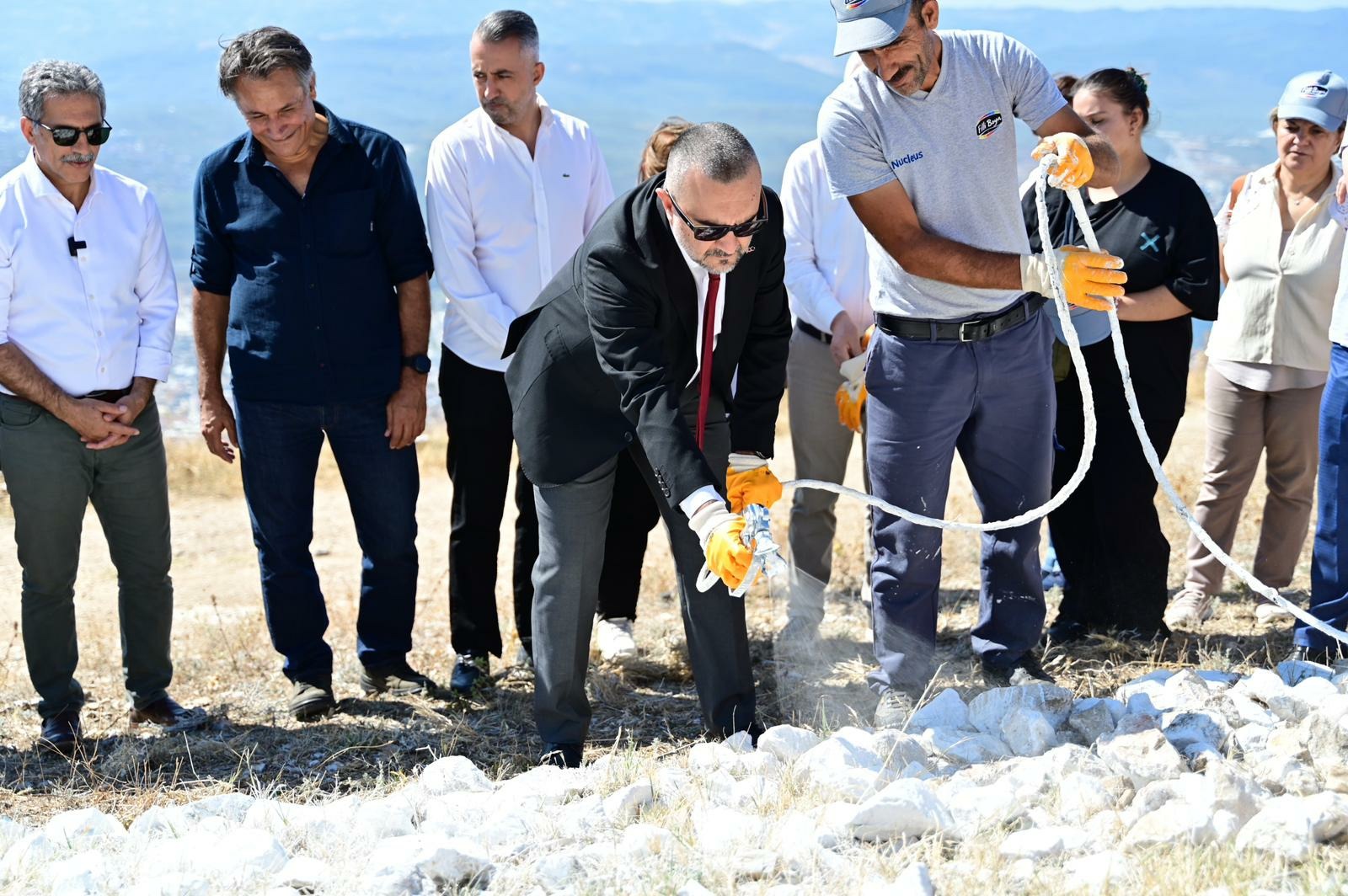 Dünyanın En Büyük Atatürk İmzası Yenilendi (3)